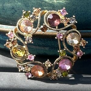 Monet Vintage Wreath Pin Brooch Multicolor Rhinestone Antiqued Gold 1-3/4”